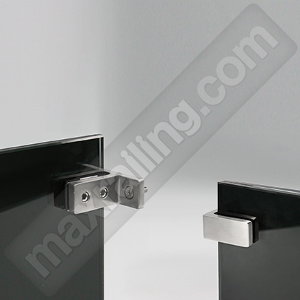 Styklodyrjach black cheren za stena. Черен мат стъклодържач за стена